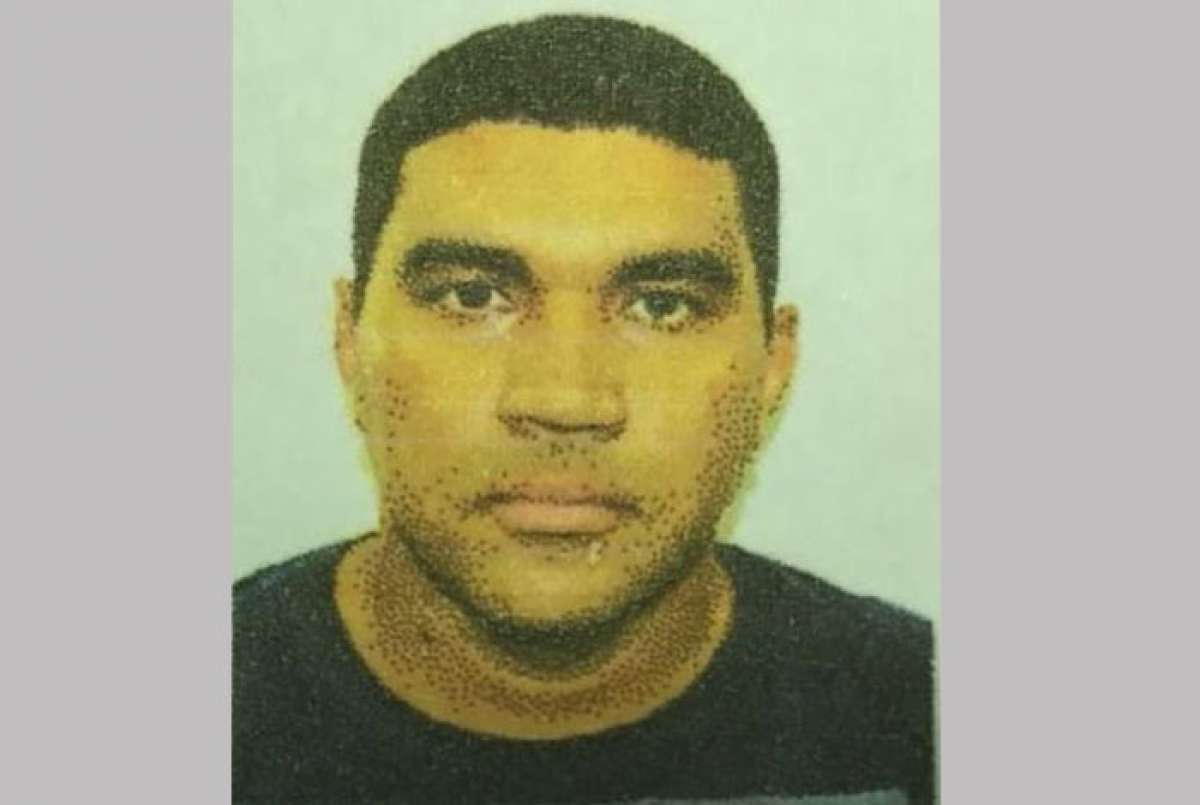 Ex-PM Ronaldo Santana da Silva é acusado de ser o responsável por contrabandear os cigarros do Paraguai