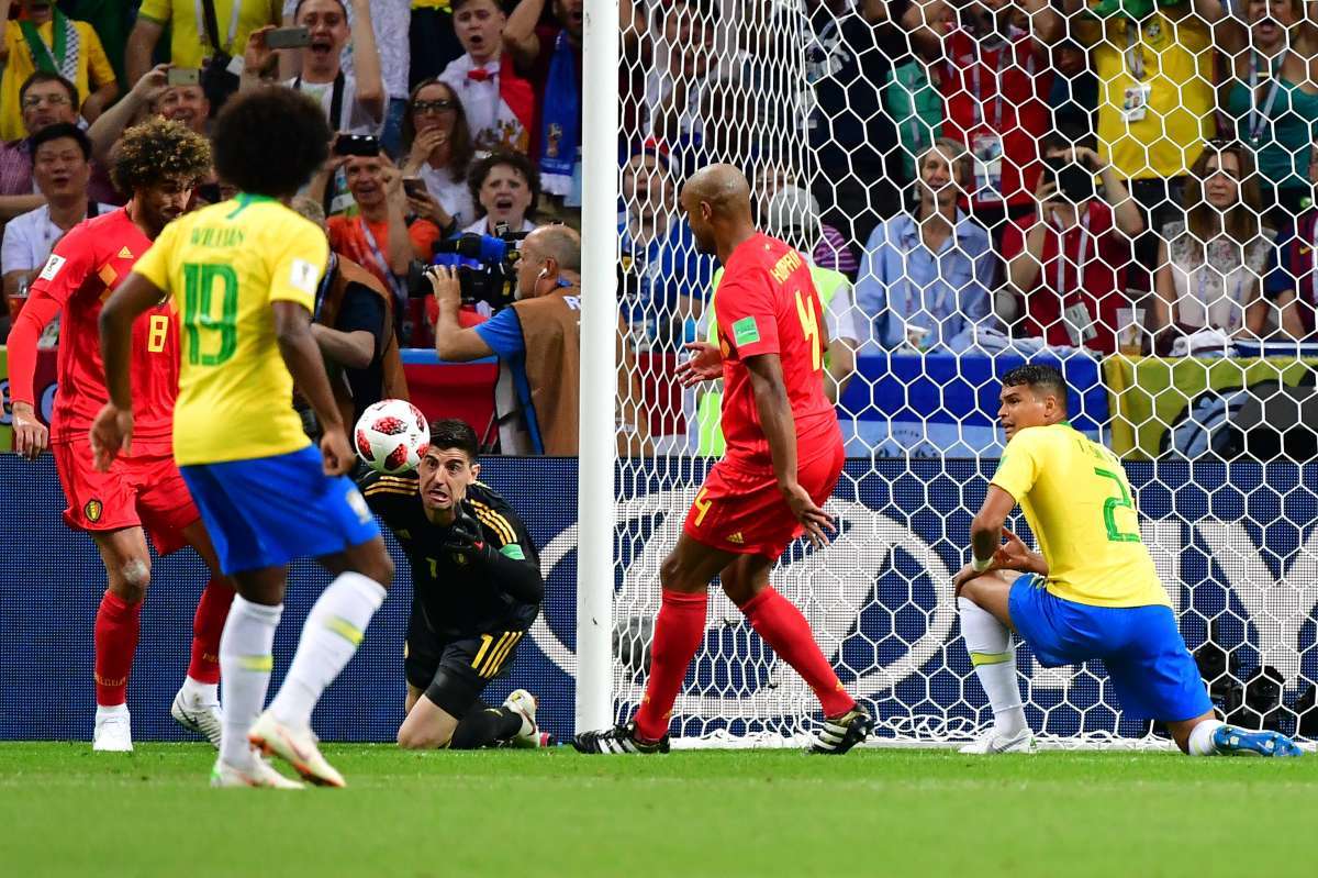 Belgium players celebrate their second goal during the Russia 2018 World Cup quarter-final football match between Brazil and Belgium at the Kazan Arena in Kazan on July 6, 2018. / AFP PHOTO / Jewel SAMAD / RESTRICTED TO EDITORIAL USE - NO MOBILE PUSH ALERTS/DOWNLOADS