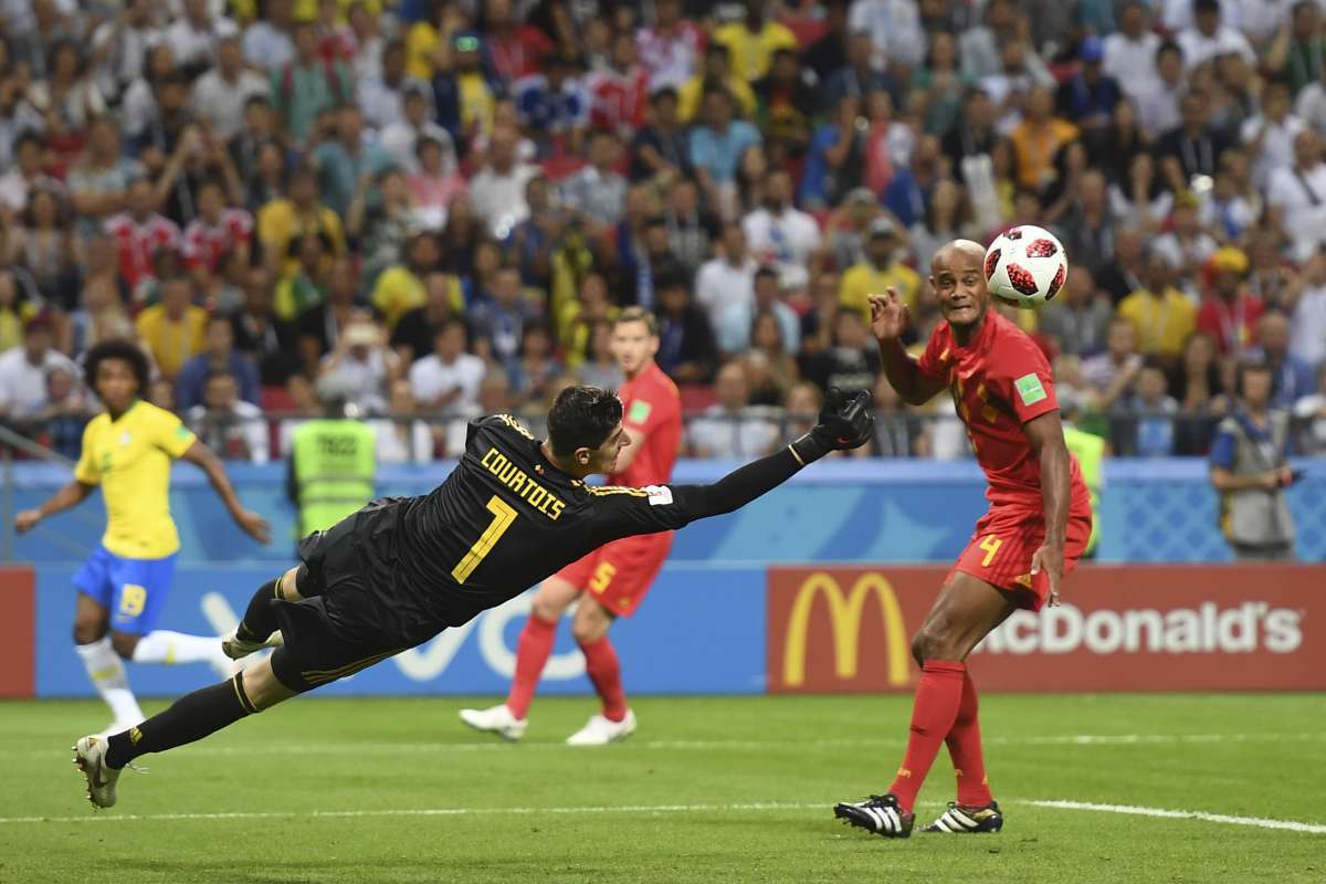 Belgium players celebrate their second goal during the Russia 2018 World Cup quarter-final football match between Brazil and Belgium at the Kazan Arena in Kazan on July 6, 2018. / AFP PHOTO / Jewel SAMAD / RESTRICTED TO EDITORIAL USE - NO MOBILE PUSH ALERTS/DOWNLOADS