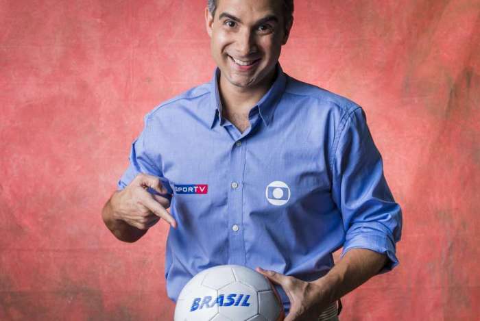 O narrador Gustavo Villani, da Globo - Copa do Mundo - João Miguel Junior/TV Globo