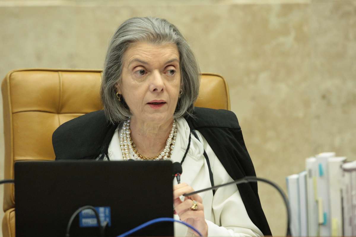 STF rejeita estipular prazo para Lira analisar impeachment de Bolsonaro