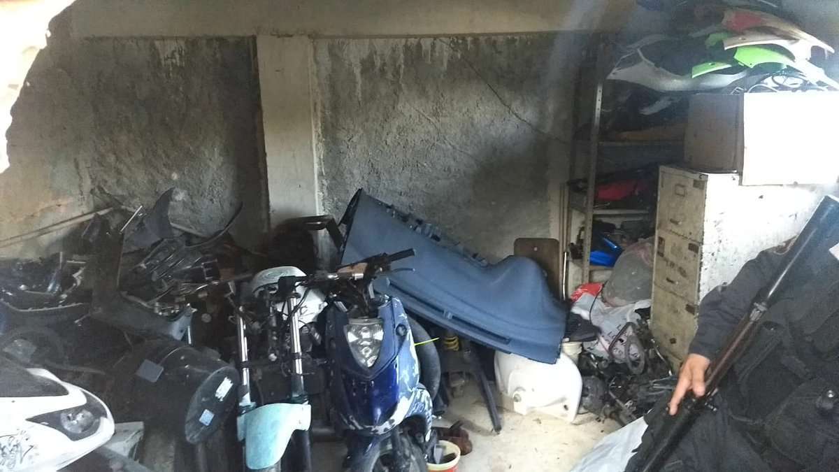 Polícia encontrou desmanche de motocicletas roubadas no Morro dos Prazeres