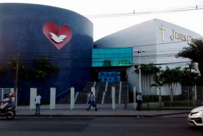 CÃºpula da Igreja vai 'partir pra cima' dos vereadores que apoiarem o impeachment do prefeito