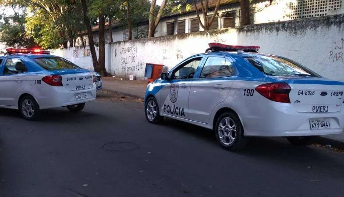 Sargento Paschoal estava em seu carro quando bandidos armados em uma moto anunciaram assalto em Bangu
