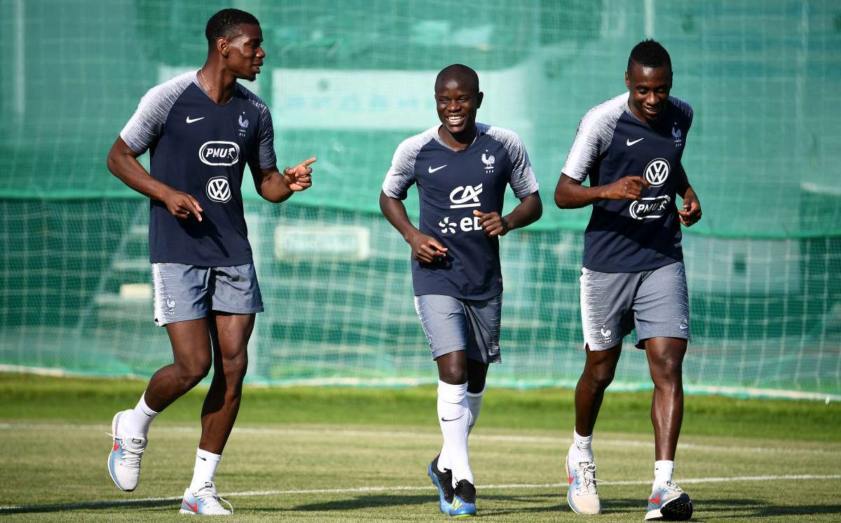 France's forward Kylian Mbappe (L) and France's forward Antoine Griezmann attend a training session at the Luzhniki trining field in Moscow on July 14, 2018 on the eve of the Russia 2018 World Cup final football match between France and Croatia. / AFP PHOTO / FRANCK FIFE