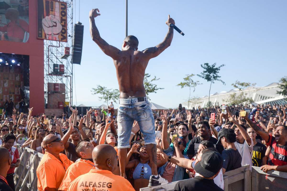 AGÊNCIA DE NOTÍCIAS/PARCEIRO - A cantora Ludmilla faz show após transmissão da partida entre França x Croácia na final da Copa do Mundo da Rússia, na Funfest Arena número 1, no Boulevard Olímpico, Centro do Rio, neste domingo (15). Foto: Clever Felix/Parceiro/Agência O Dia