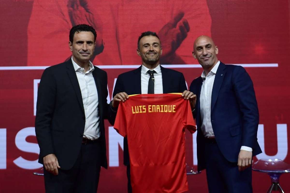 Luis Enrique foi apresentado pela Espanha - AFP