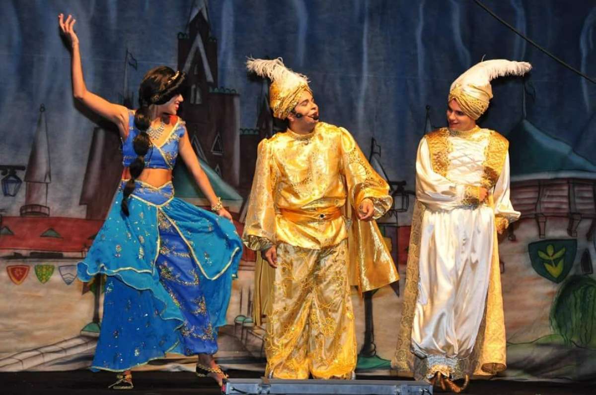 Personagens da hist&oacute;ria de Alladin - Divulga&ccedil;&atilde;o