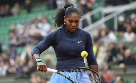 Lenda do tênis, Serena Williams passa por cirurgia para a retirada de cisto no pescoço