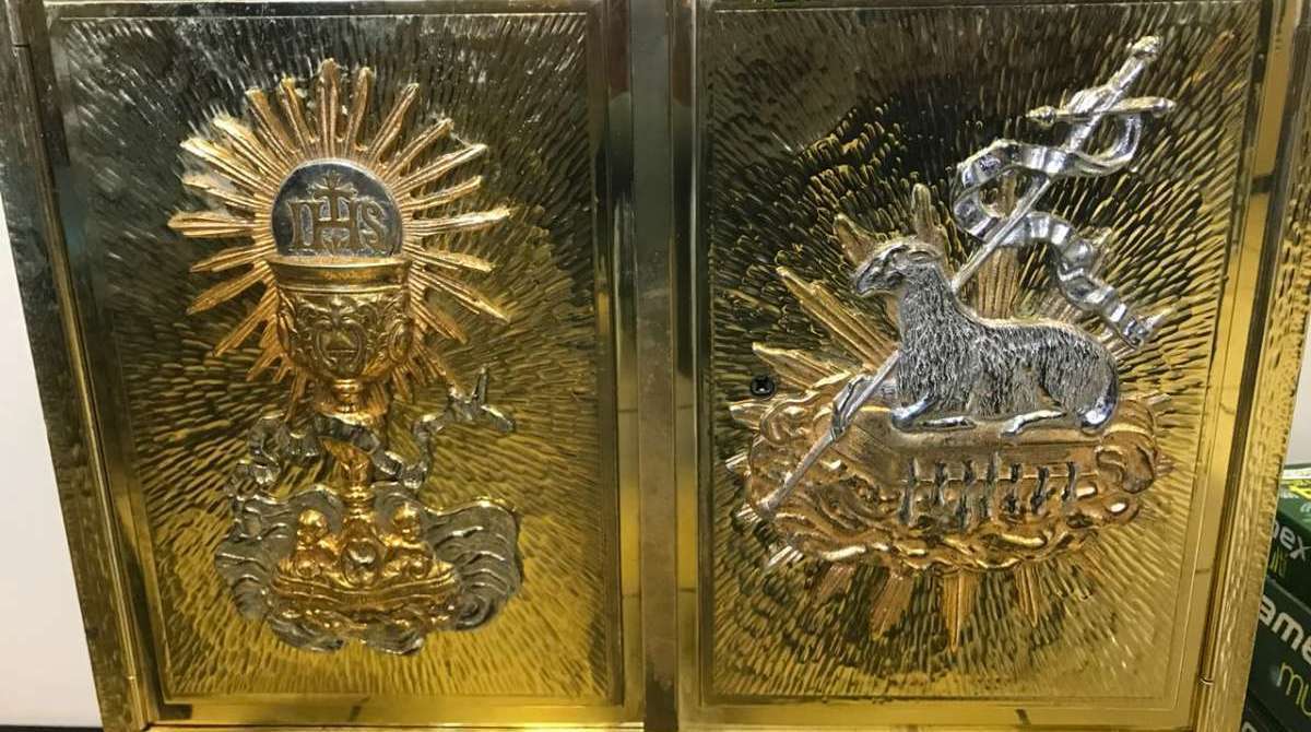 PM recupera sacrário roubado em paróquia na Vila Kosmos