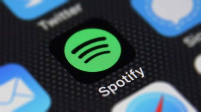 Pesquisa mostra estilos de playlists mais criadas durante quarentena; confira