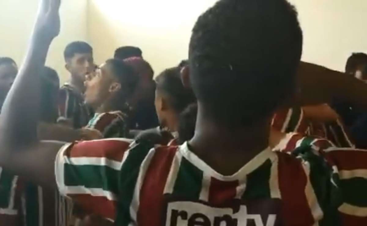 Jogadores do Fluminense comemoram a classificação - Reprodução de vídeo