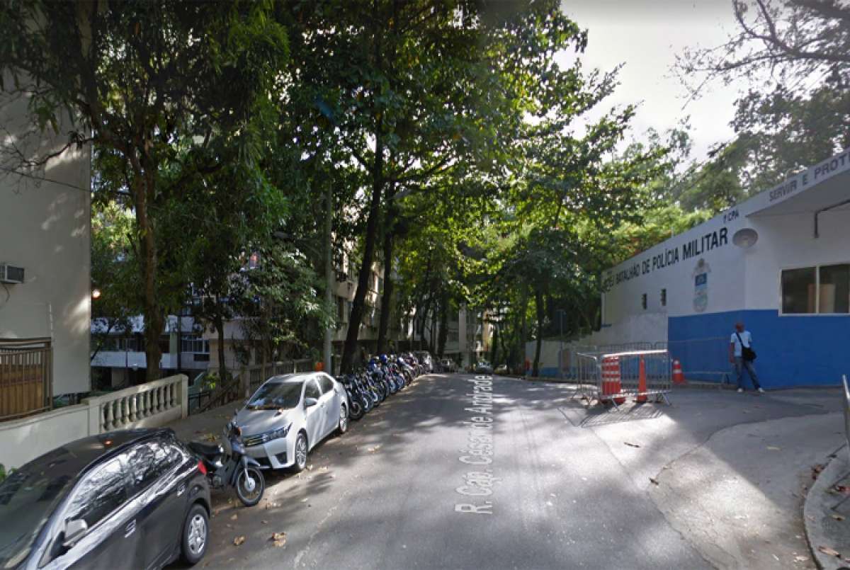 Avenida Cesário de Mello, na altura de Santa cruz, chegou a ser interditada por conta do tiroteio