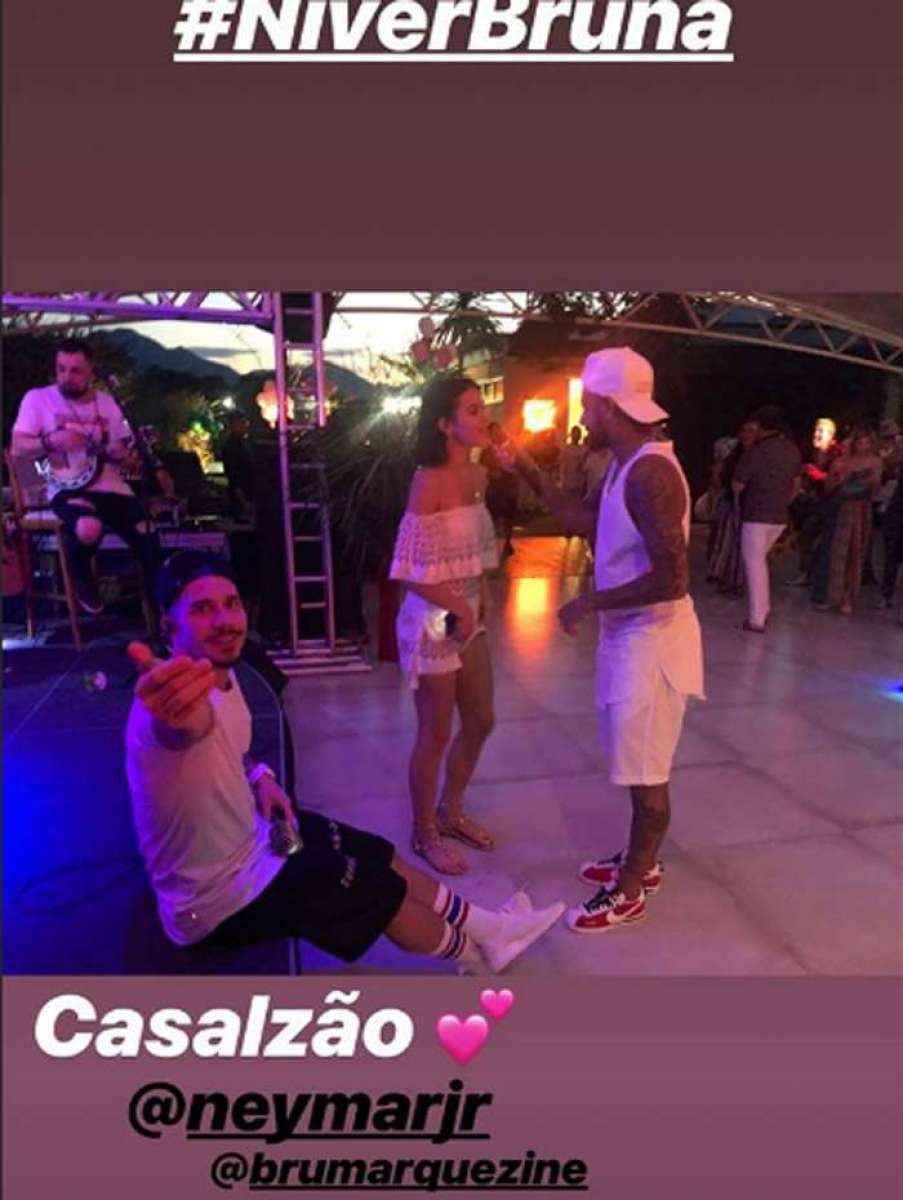 Resultado de imagem para Bruna Marquezine comemora 23 anos com festa na mansÃ£o de Neymar; fotos