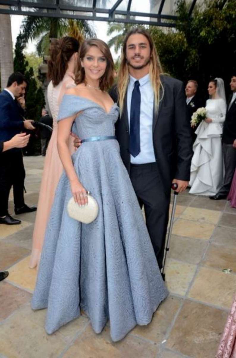 Isabella Santoni e Caio Vaz