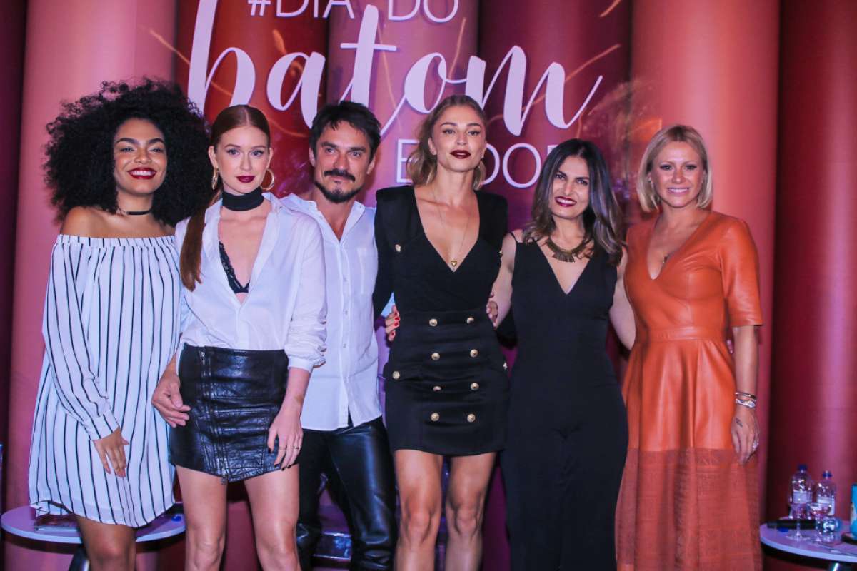 Marina Ruy Barbosa e Grazy Massafera participam de evento de beleza em São Paulo