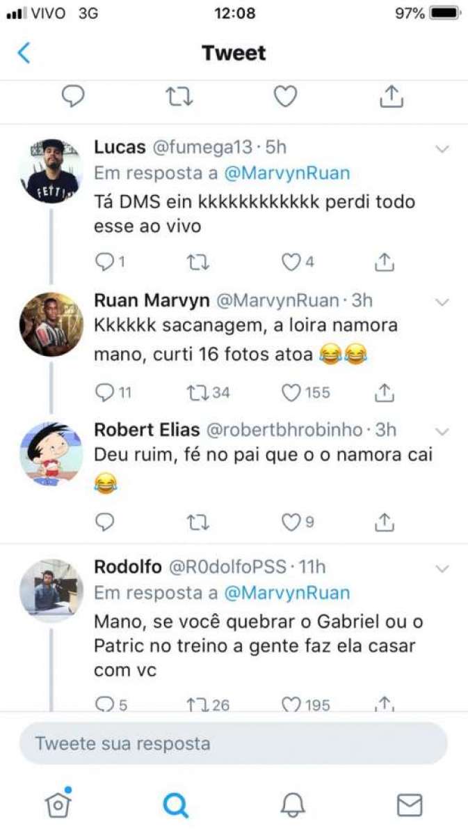 Jogador do 'Galinho' se apaixonou por moça que entregou medalhas