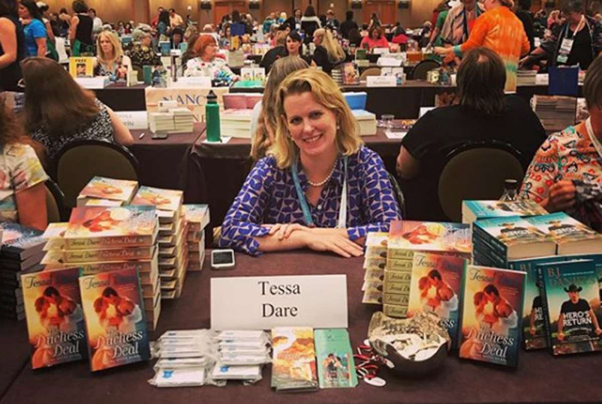 Tessa Dare estará em Botafogo para autografar seu novo livro no próximo domingo - Reprodução Internet