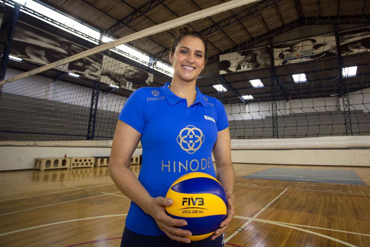 A levantadora Dani Lins, do Hinode Barueri