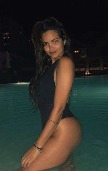 Suzanna Freitas, filha de Kelly Key, exibe corp&atilde;o e ganha elogios