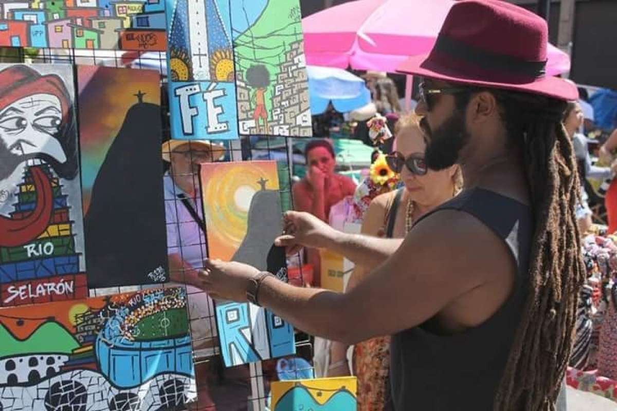 O artista plástico Robson Costa diz que não se entregou ao Rastafári, por conta de