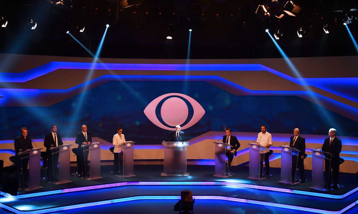 Quem mais sofre com o problema s&atilde;o Geraldo Alckmin e &Aacute;lvaro Dias - AFP PHOTO / Nelson ALMEIDA