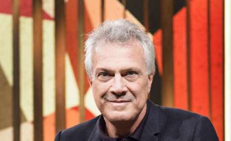 Pedro Bial é criticado por sugerir violência contra mulher no 'BBB 2'