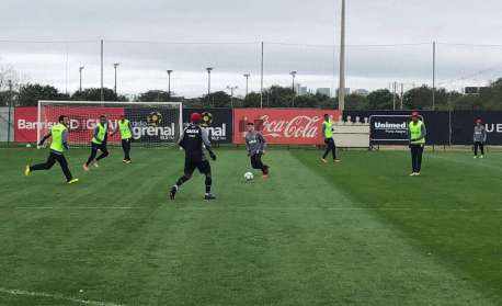 Vitória confirma acordo e anuncia contratação de ex-treinador do Flamengo