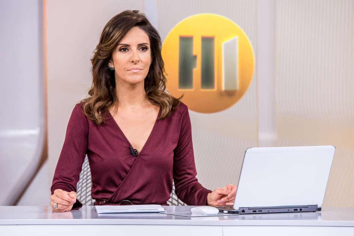 Monalisa Perrone apresentadora do 'Hora 1'