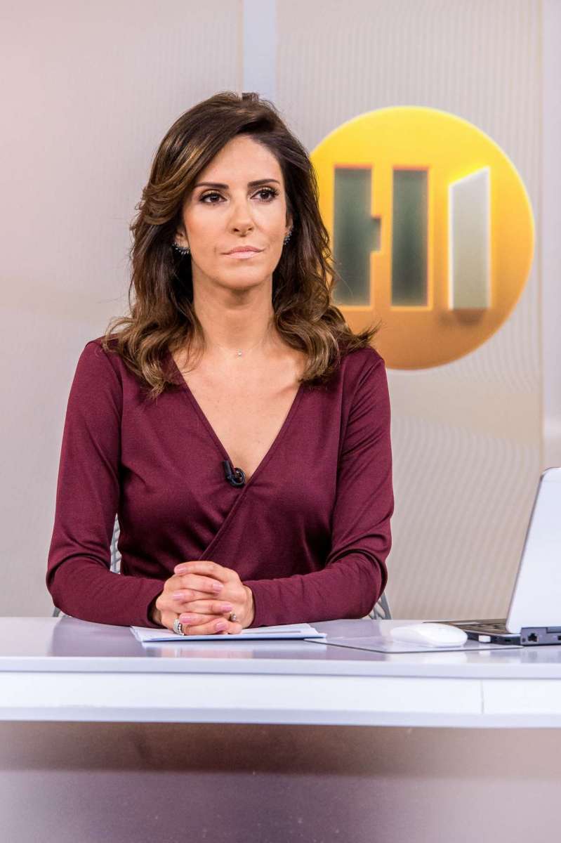 Monalisa Perrone apresentadora do 'Hora 1'