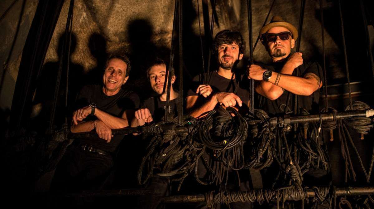 Os Titãs tocam sucessos e canções novas, domingo, em Mesquita - Silmara Ciuffa