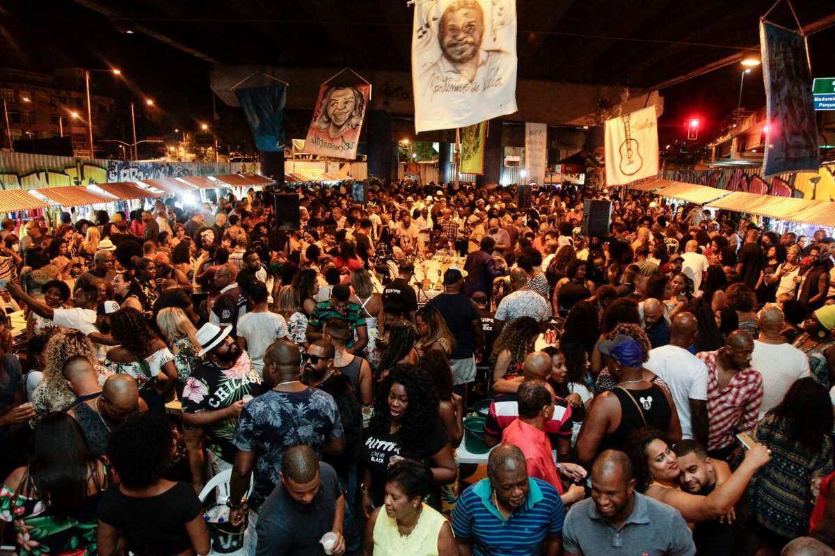 Projeto Criolice recebe grandes nomes do samba, aos domingos no Viaduto