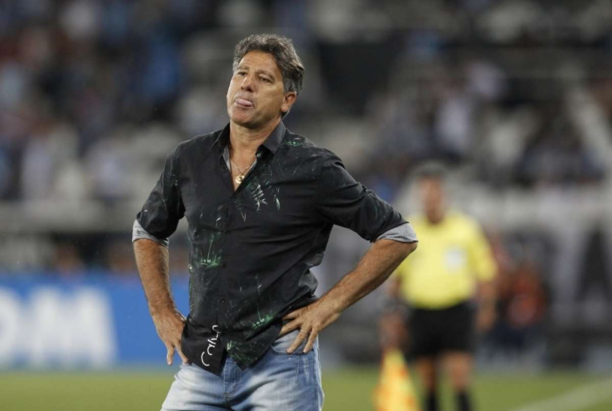 Após polêmica com xampu Renato Gaúcho enfrenta Flamengo no Rio Flamengo O Dia