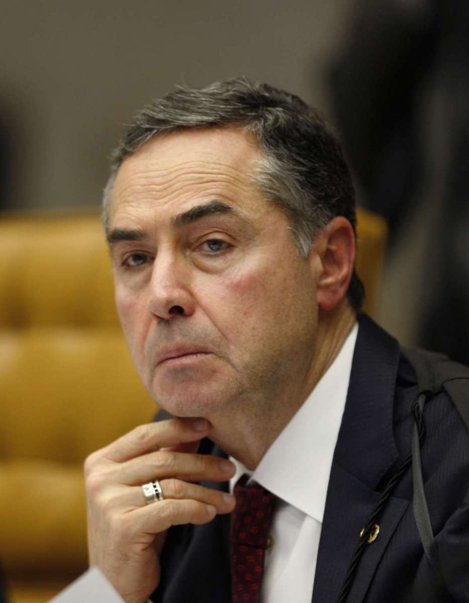 Processo contra o registro da candidatura de Lula foi distribu&iacute;do ao ministro Lu&iacute;s Roberto Barroso