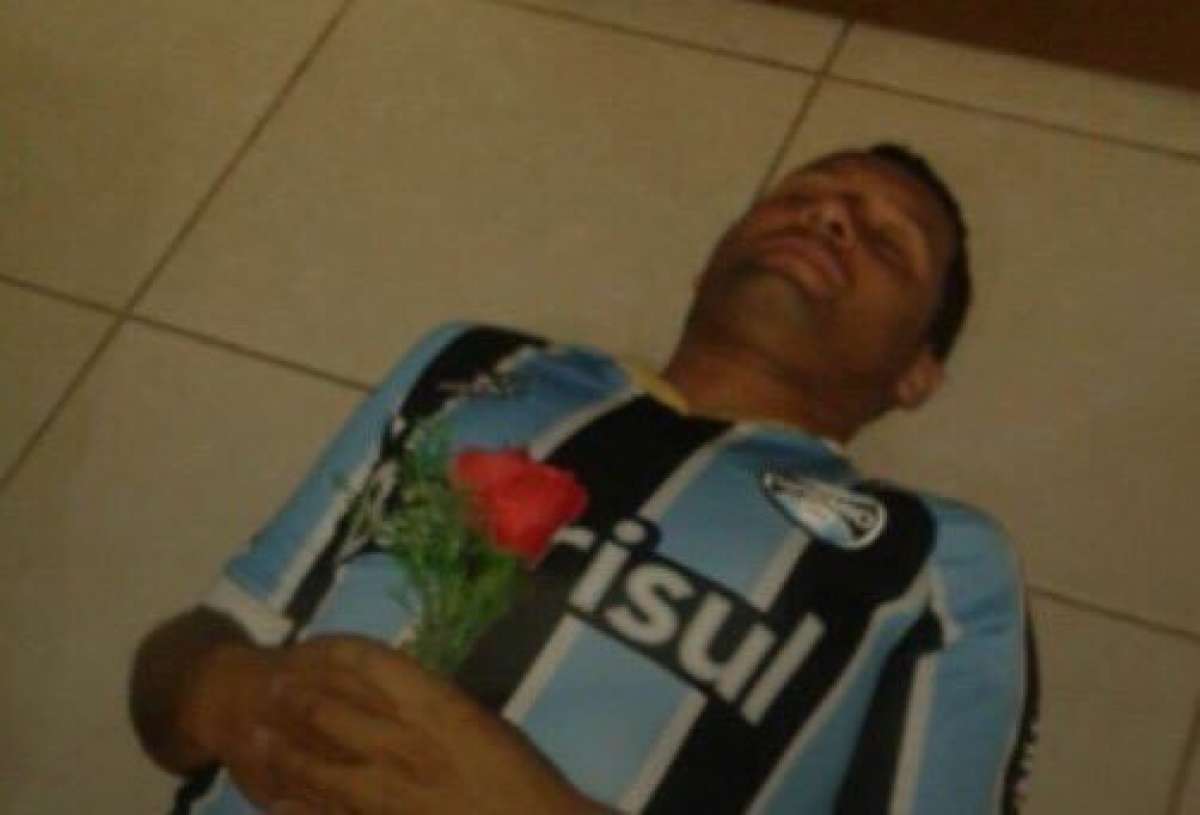 Com a classificação do Flamengo na semifinal da Copa do Brasil, torcedores foram à Web comemorar e zombar do adversário