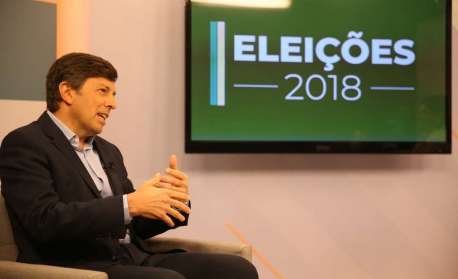 Presidente do Novo reage a críticas de Amoêdo: 'ele poderia buscar coisa mais digna a fazer'