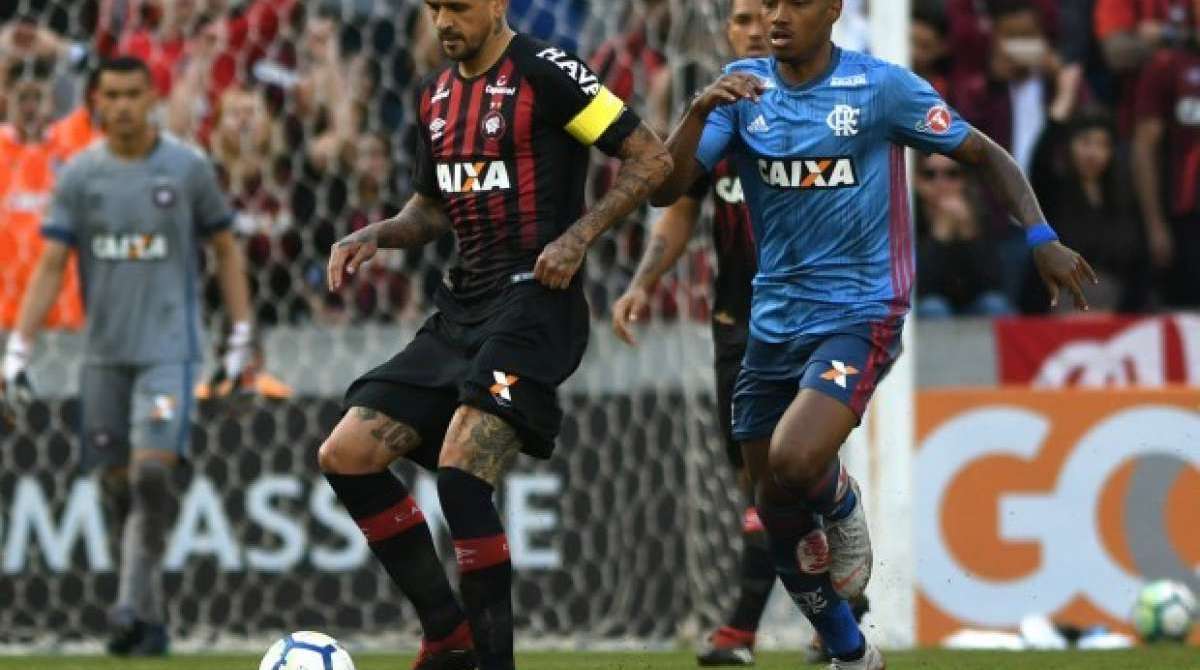 Brasileirão: São Paulo vence Inter e Athletico PR supera Flamengo