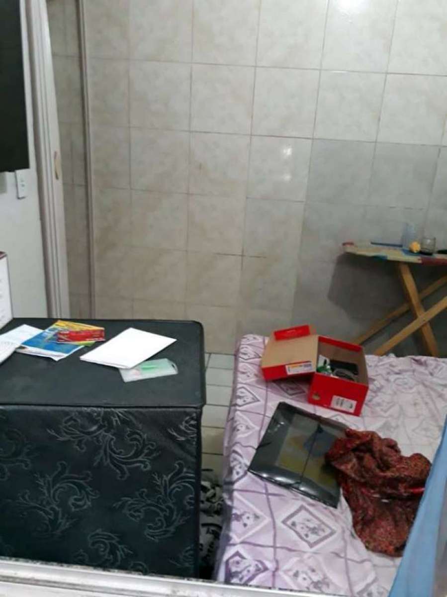 Ele foi avisado por amigos que sua casa estaria sendo invadida por militares