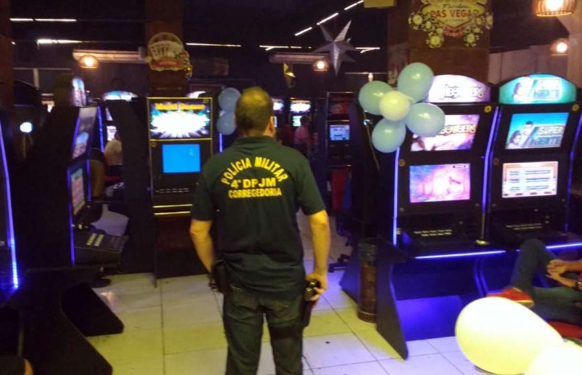 Somente em Del Castilho, foram encontradas mais de 110 máquinas caça-níqueis