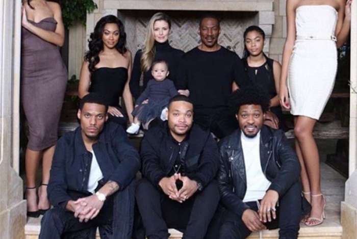 Eddie Murphy, Paige Butcher e os filhos do comediante - Reprodução Internet