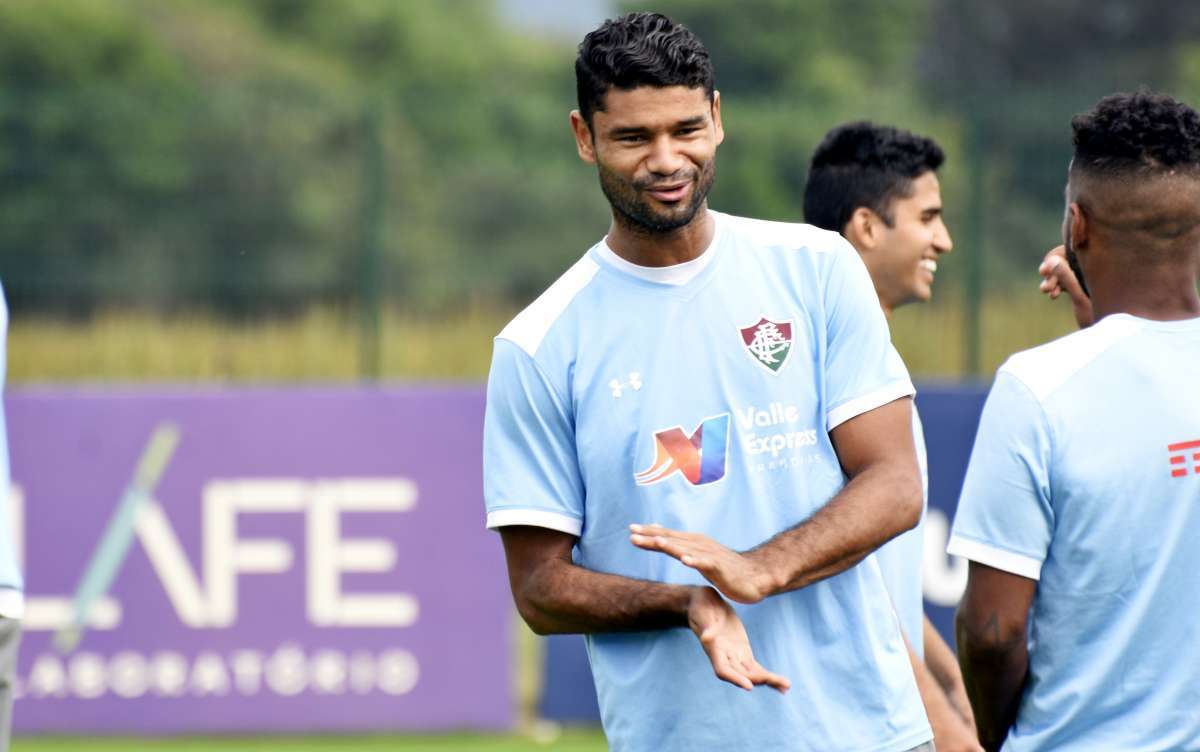 O zagueiro Gum, que está perto dos 400 jogos pelo Flu, desde 2009, é garantia de segurança na zaga - MAILSON SANTANA/FLUMINENSE FC.