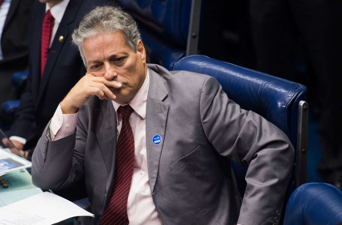 João Goulart Filho tem 61 anos, é poeta, filósofo, escritor e filho do ex-presidente João Goulart, conhecido como Jango