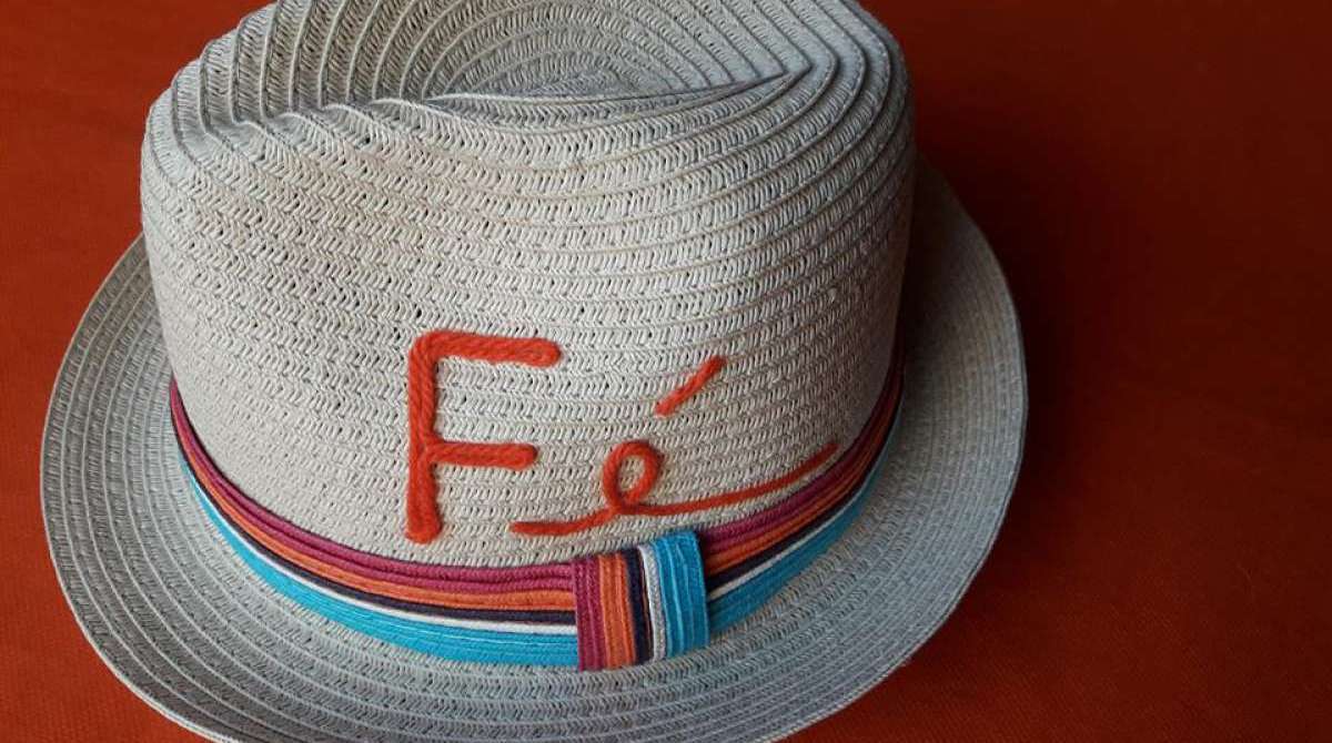 Chapéus Personalizados Design Carioca Emilia Dutra Macharet