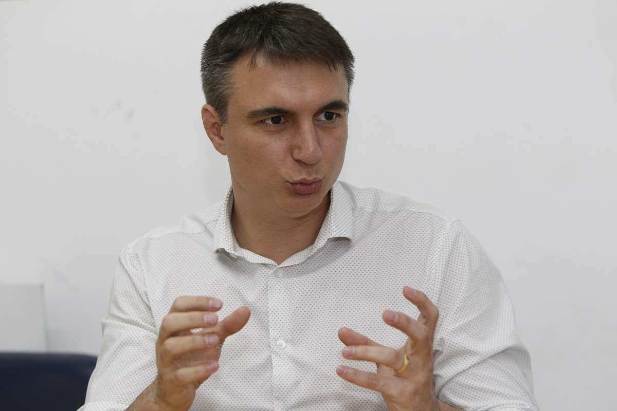 2018-08-30 - Elei&ccedil;&otilde;es 2018 / Entrevista com Pedro Fernandes Neto, candidato a Governador do Rio de Janeiro pelo PDT. Foto de Alexandre Brum - POLITICA CIDADE ELEI&Ccedil;&Atilde;O VOTO PLEITO GOVERNO ESTADO ADMINISTRA&Ccedil;&Atilde;O P&Uacute;BLICA CARGO