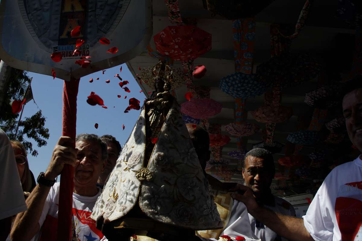 Comemoração do Cirio de Nossa Senhora de Nazaré no centro de tradiçoes Nordestina em São Cristovão Zona Norte do Rio, Dom Orani Tempeste Acebispo do Rio esteve presente,
Foto  Severino  Silva Agencia O Dia