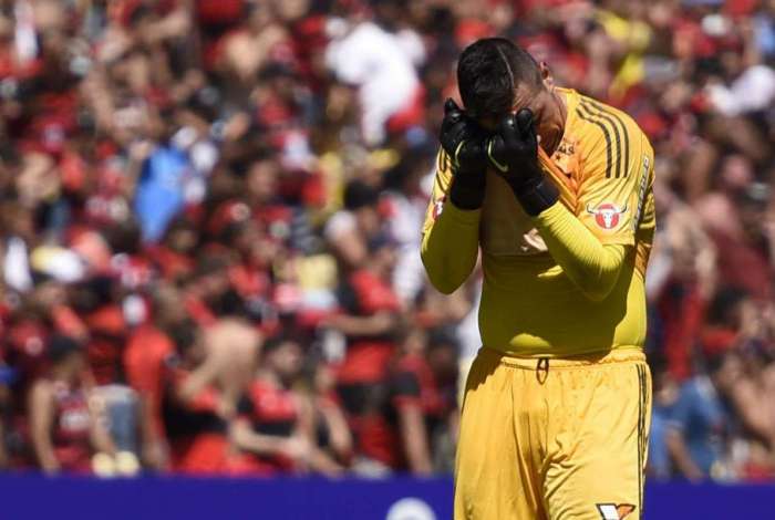 Comentarista critica diretoria do Flamengo: Tinha obrigação de montar um timaço