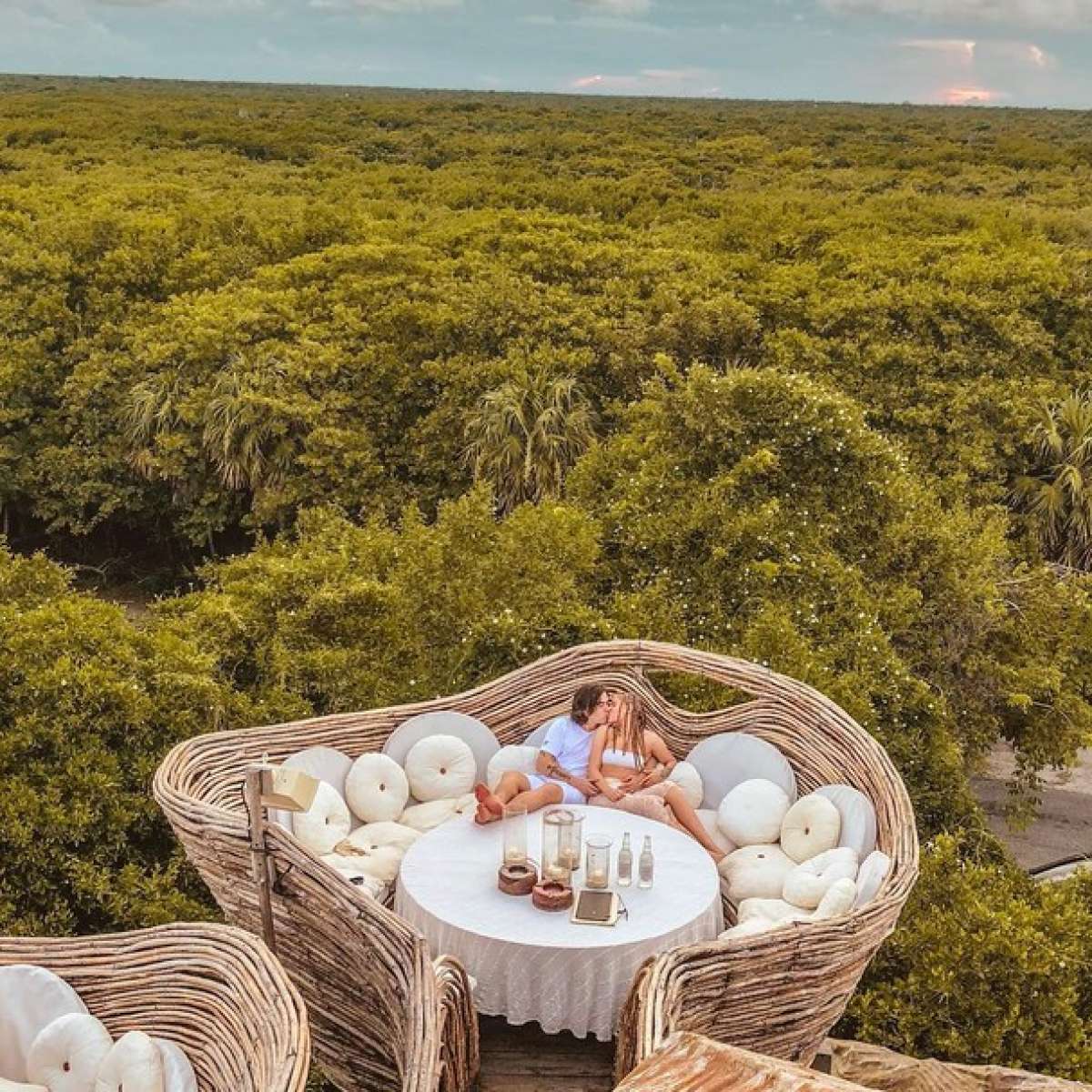 Whindersson Nunes curte férias no México