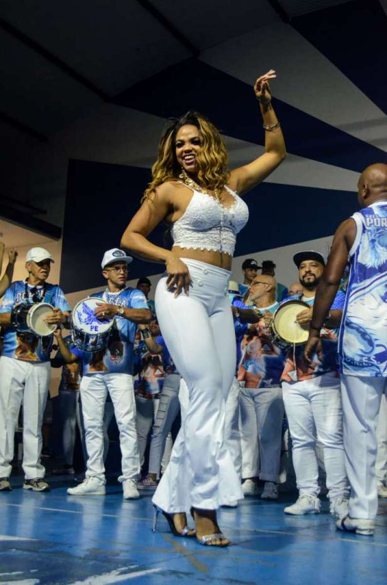 A rainha de bateria Bianca Monteiro