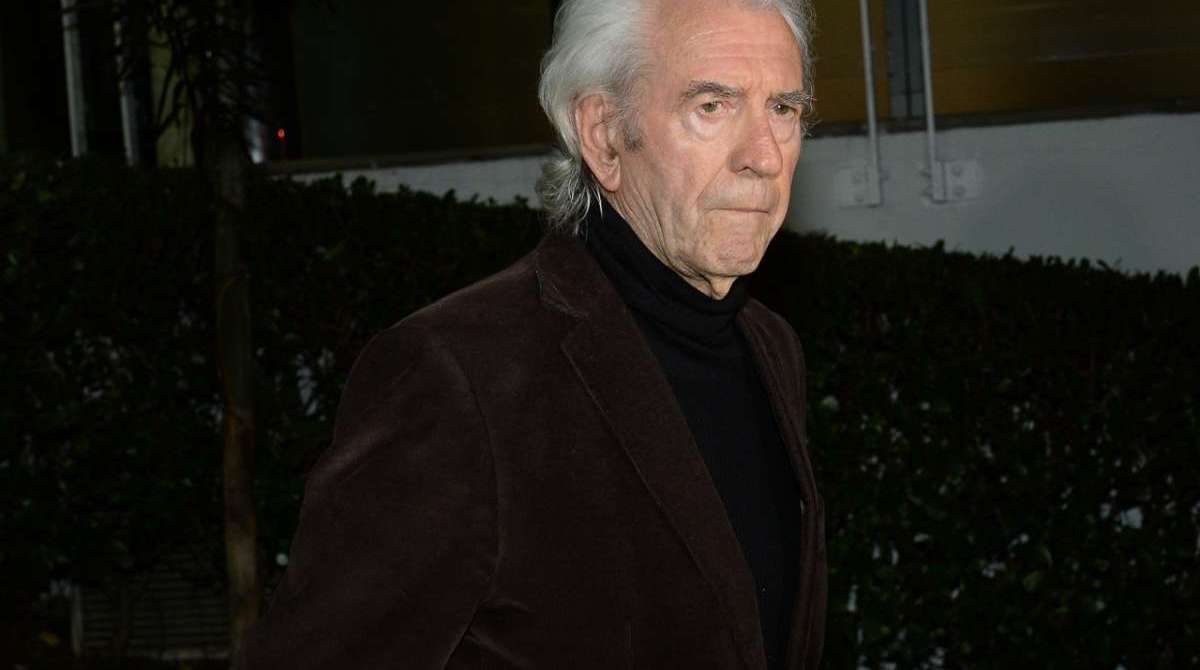 O ator Juca de Oliveira chega ao velório de Beatriz Segall - Ag. News