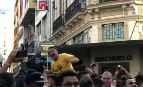 Bolsonaro relembra 5 anos da facada e diz que foi um preço alto pela Presidência